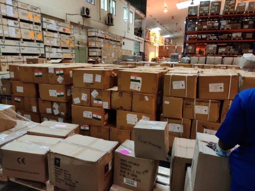 Índia doa 84 toneladas de medicamentos a Moçambique