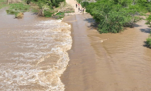 Intransitabilidade da via deixa distrito de Massangena em risco de escassez de produtos essenciais