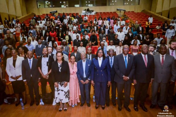 Jovens da CPLP instados a tirar maior proveito das investigações