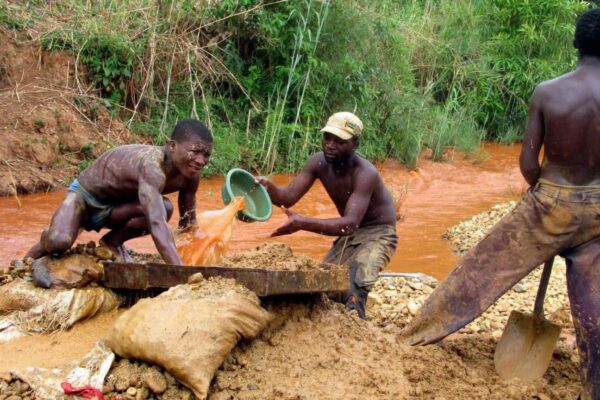 MINERAIS CRÍTICOS: Buscam-se mecanismos para exploração sustentável