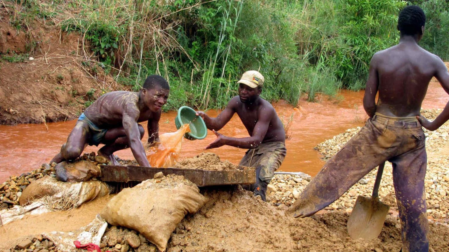 MINERAIS CRÍTICOS: Buscam-se mecanismos para exploração sustentável