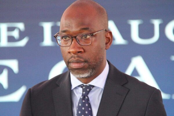 Ministro dos Transportes suspende quatro concursos ligados a projectos de mobilidade em Maputo