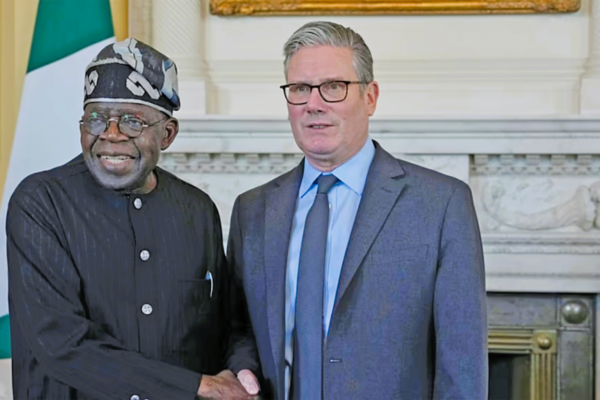 Nigéria e Reino Unido acordam aceleração de deportações