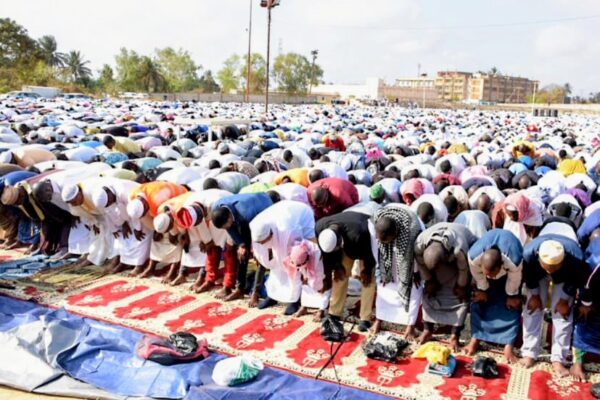 Tolerância de ponto por ocasião de EID-UL-FITRE