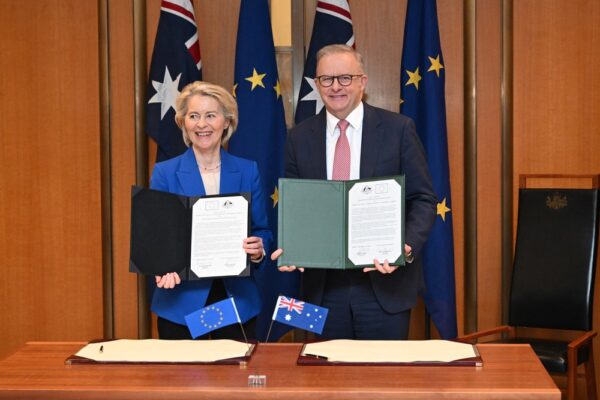 UE e Austrália estreitam comércio livre