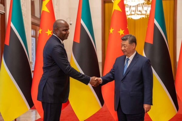 Chapo aponta ganhos da visita à China
