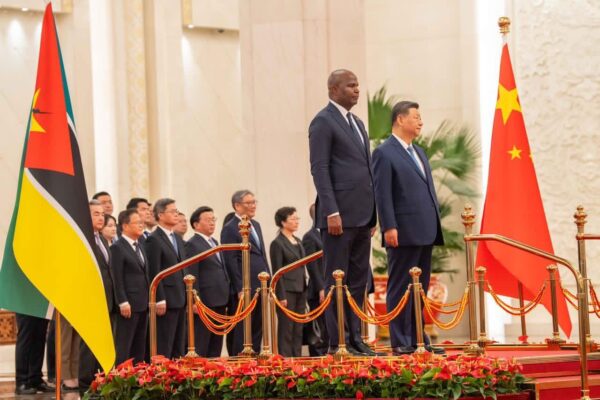 China pretende elevar cooperação com Moçambique ao mais alto nível