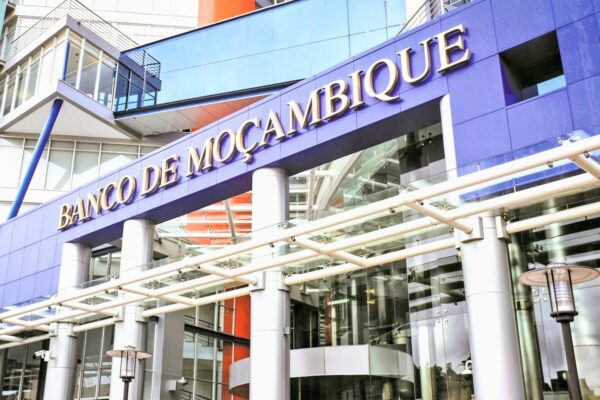 Moçambique amortiza dívida com FMI