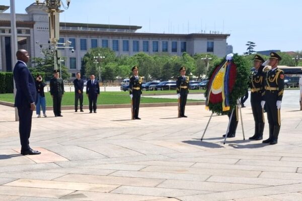 Moçambique reafirma apoio incondicional a “uma só China”