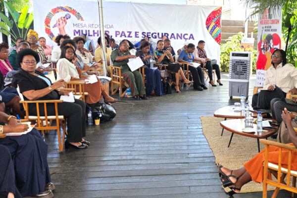 Mulheres exigem reformas na paz e segurança
