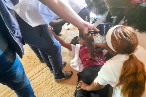 Três adolescentes desmaiam em Mabalane