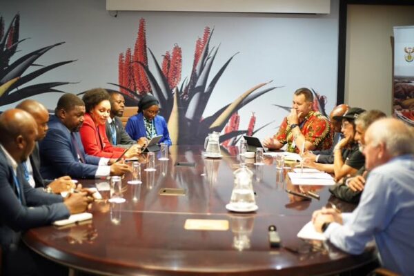 Basílio Muhate reconhece preocupação do sector turístico com aumento do preço dos combustíveis