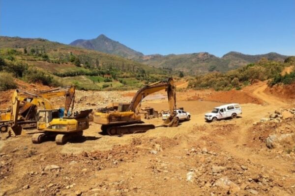 Governo avalia nova fase de retoma para o sector mineiro em Manica