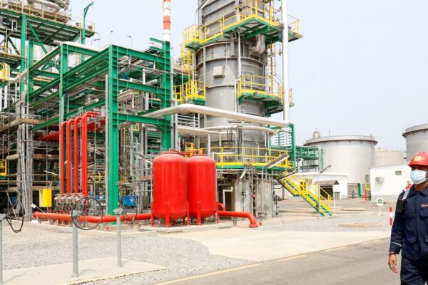 Governo prevê a instalação de refinarias em Maputo e Beira