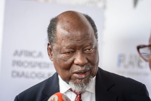 Joaquim Chissano enaltece percurso do general Joaquim Munhepe na luta de libertação