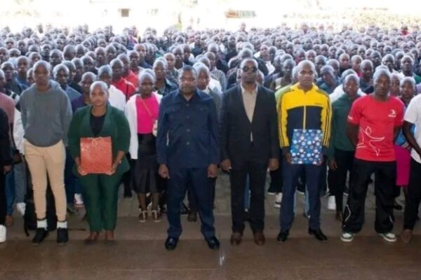 Quase 600 recrutas de Maputo seguem para o Serviço Militar