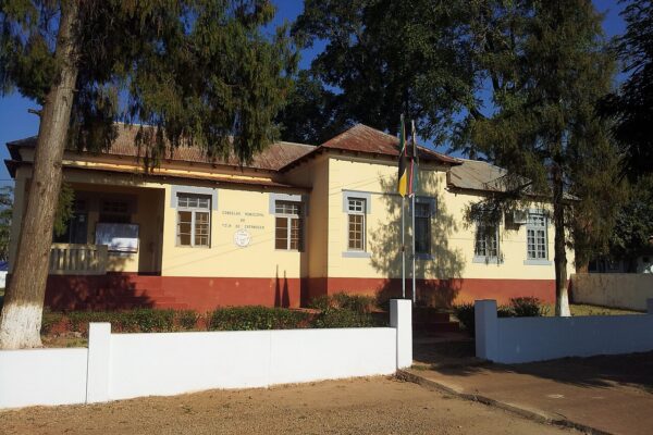 Conselho Municipal de Catandica regulariza parte dos salários em atraso dos funcionários