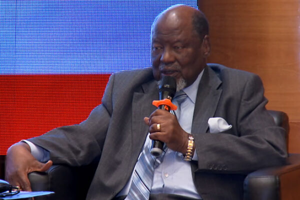 Joaquim Chissano defende criação de empregos para combater efeitos da xenofobia