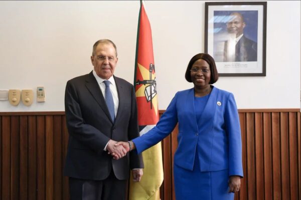 Moçambique e Rússia realizam cimeira mista em setembro