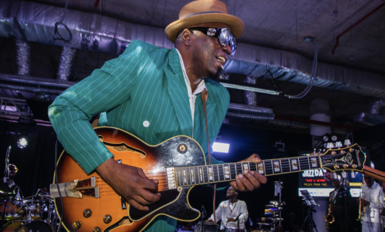 Jimmy Dludlu celebra 40 anos de carreira com concerto duplo em Maputo